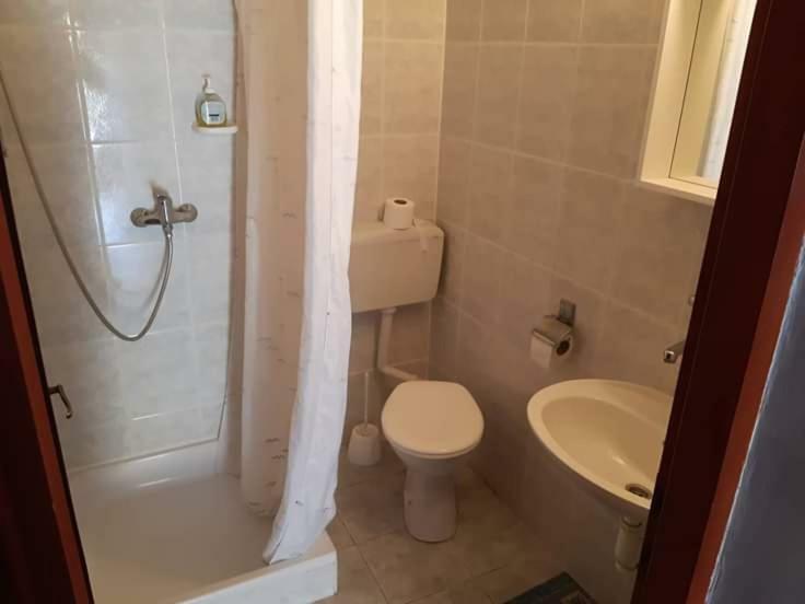Apartmani Katica ヴィル エクステリア 写真